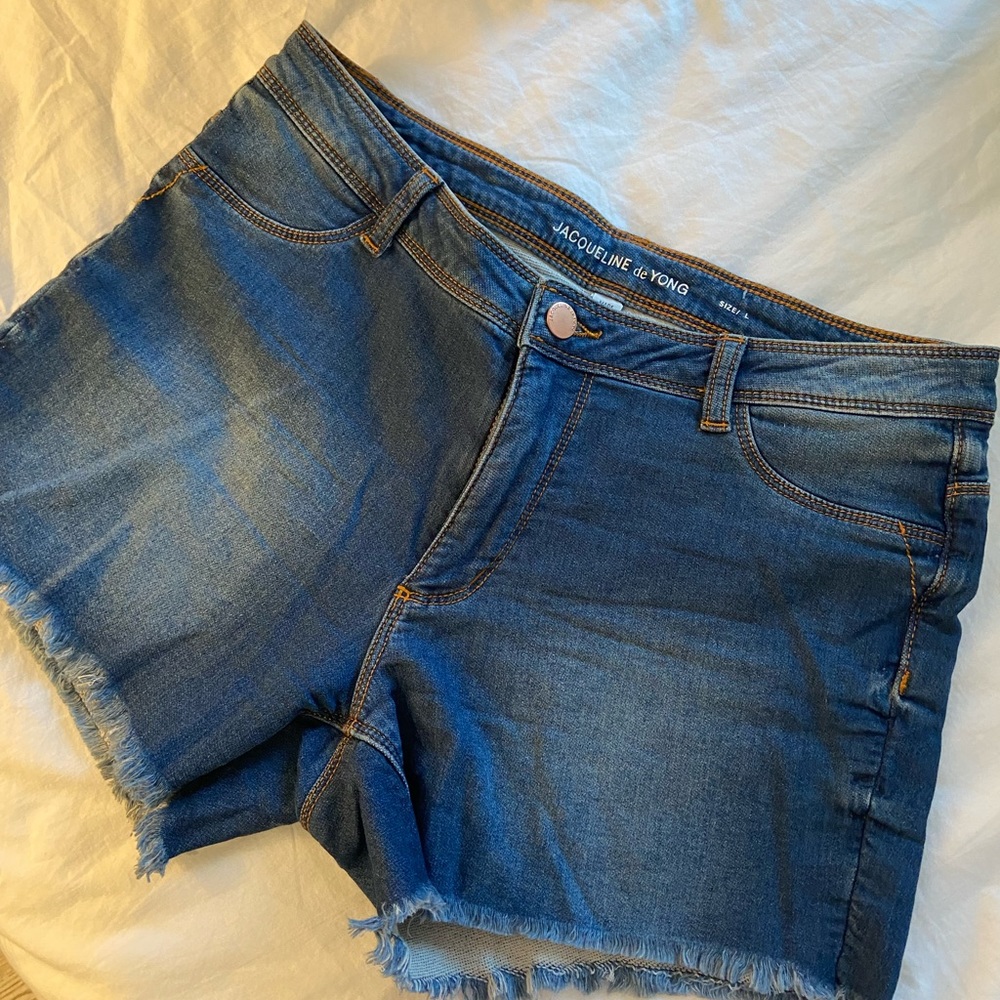 Sexy jean shorts